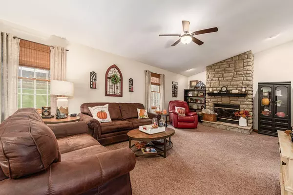 Hebron, OH 43025,645 Refugee Road