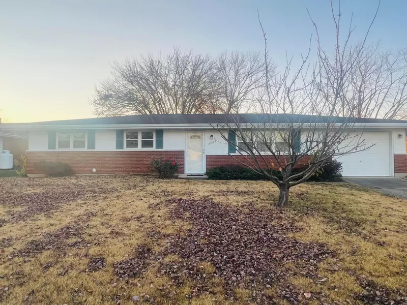 2005 Chippewa Drive, Circleville, OH 43113