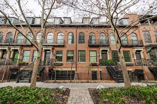 Columbus, OH 43215,230 E Gay Street #G23