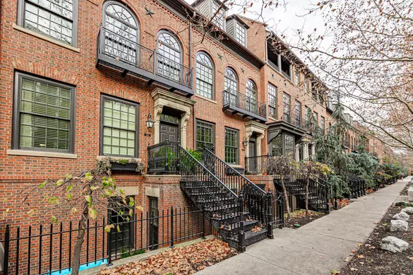 Columbus, OH 43215,230 E Gay Street #G23