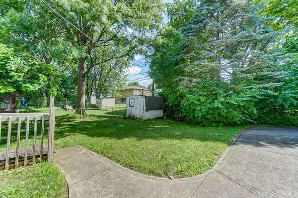 Columbus, OH 43229,5486 Pine Bluff Road