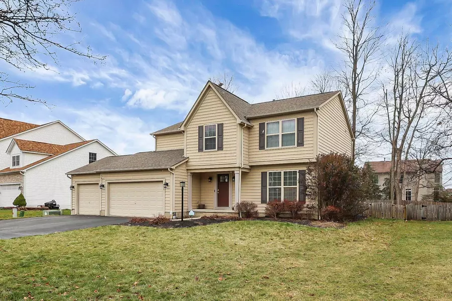 966 Gray Drive, Pickerington, OH 43147