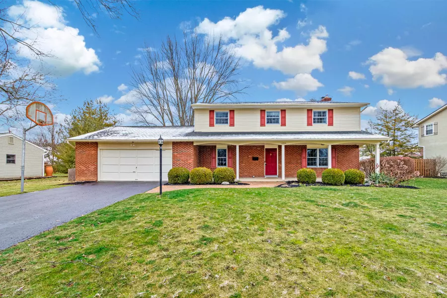 1354 Darcann Drive, Upper Arlington, OH 43220