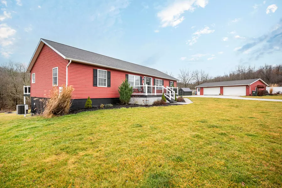 60145 Bliss Road, New Concord, OH 43762