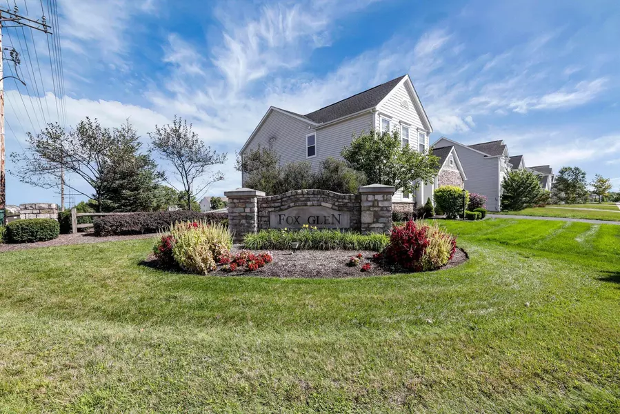 248 Fox Glen Drive, Pickerington, OH 43147