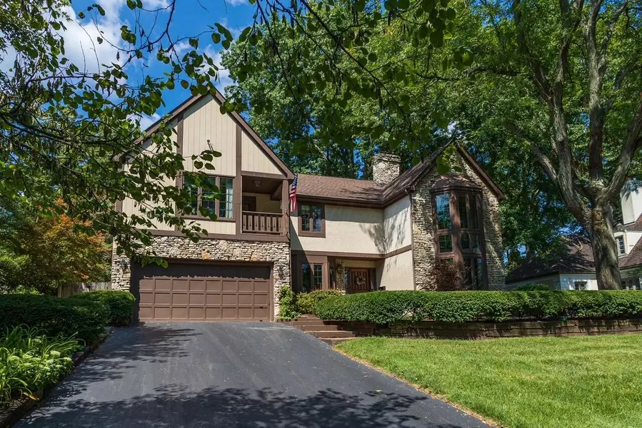 2140 N Parkway Drive, Upper Arlington, OH 43221