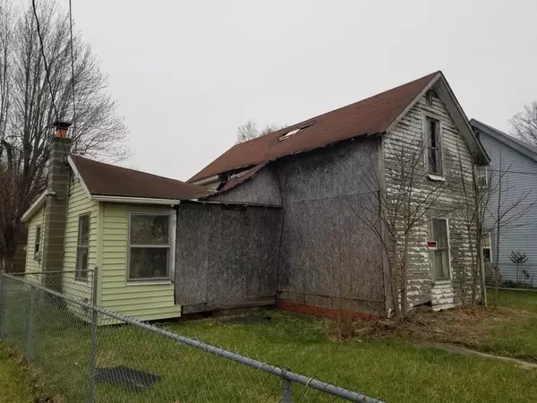 Ashley, OH 43003,107 N Grove Street