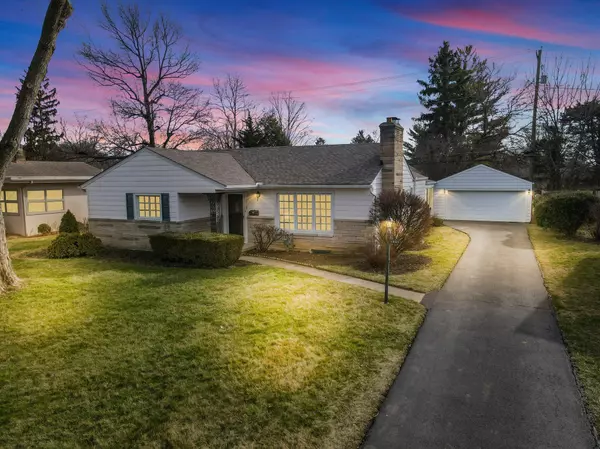 1865 Inchcliff Road, Upper Arlington, OH 43221