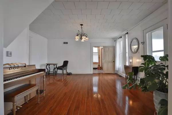 Delaware, OH 43015,2268 Horseshoe Road