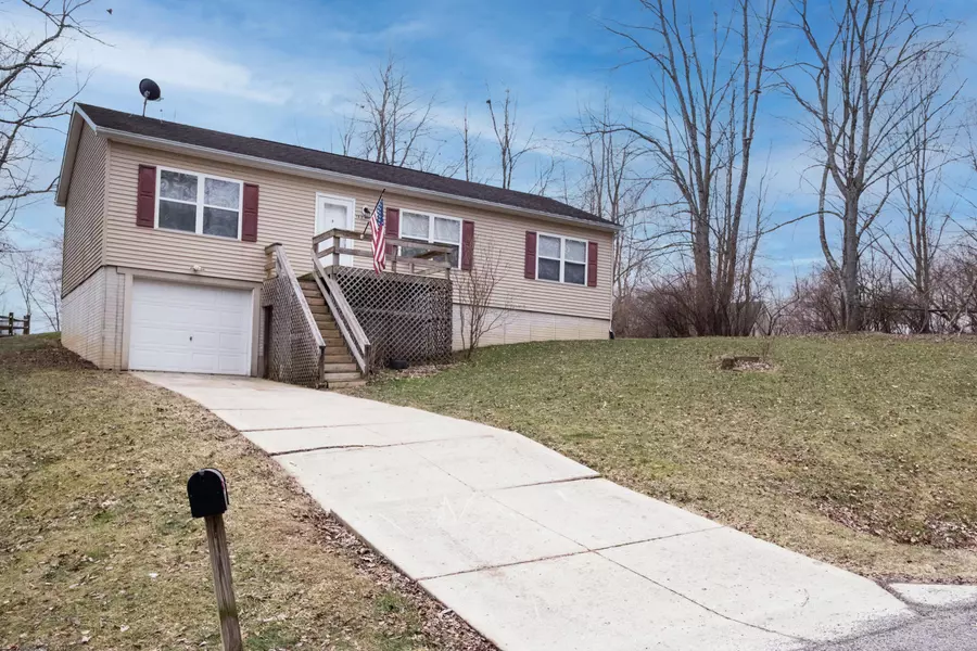 183 Heatherwood Drive, Howard, OH 43028