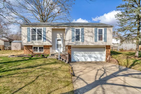 571 Pickerington Hills Drive, Pickerington, OH 43147