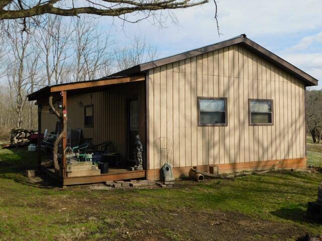 Nelsonville, OH 45764,15827 Nixon Road