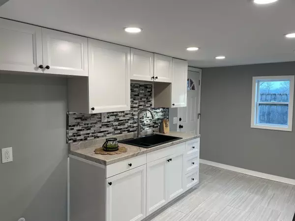 Sabina, OH 45169,293 E Mound Street