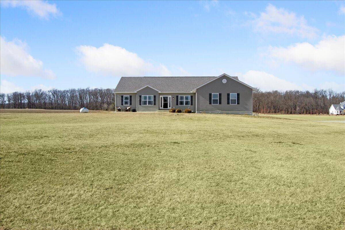 26403 Lunda Road, West Mansfield, OH 43358