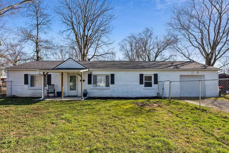 102 Leroy Street, Buckeye Lake, OH 43008