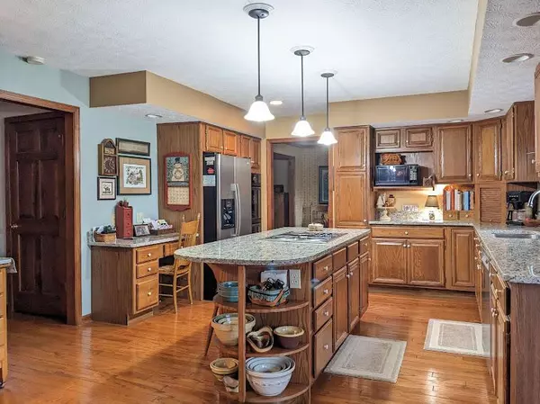 Mechanicsburg, OH 43044,4521 Hawk Road