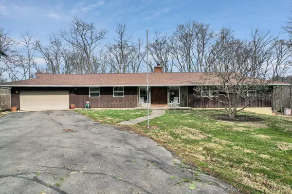 Stoutsville, OH 43154,9640 Thomas Hill Road