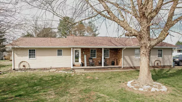 71 Sunset Road, Londonderry, OH 45647