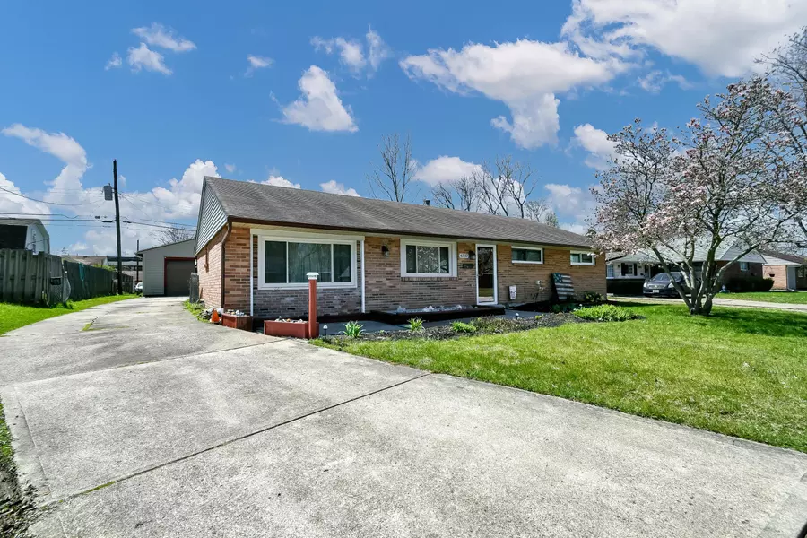 6337 Roselawn Avenue, Reynoldsburg, OH 43068