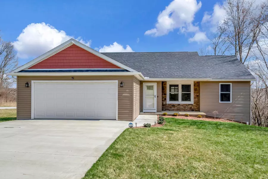 230 Glenridge Circle, Howard, OH 43028