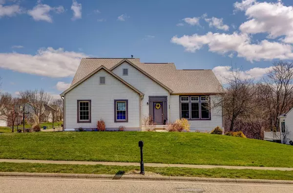 400 Highbanks Valley Court, Newark, OH 43055