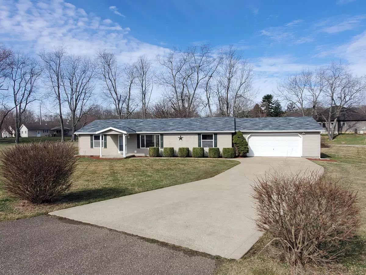 Dresden, OH 43821,2015 Andrews Court