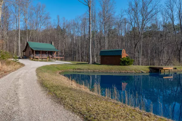 12542 Cantwell Cliffs Road, Rockbridge, OH 43149