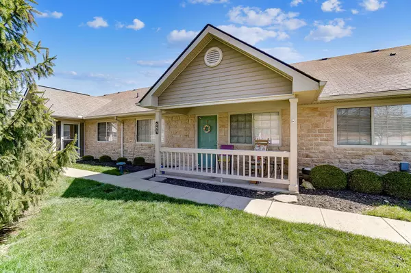 685 Fox Run Circle, Newark, OH 43055