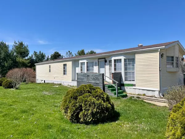 Cardington, OH 43315,105 S 4th Street Street