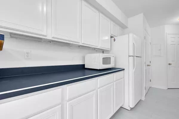 Hebron, OH 43025,4401 Hunts Landing Road #304