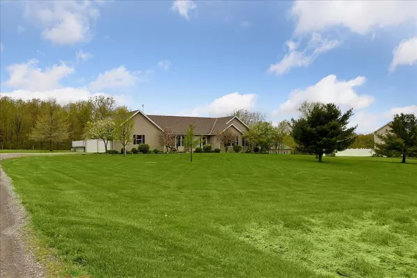 Zanesfield, OH 43360,1612 Township Road 129