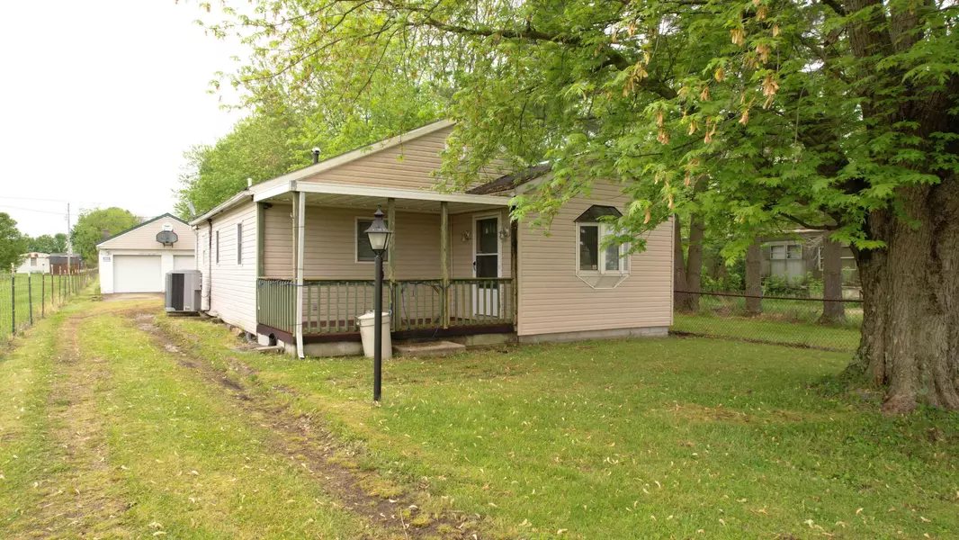 138 Smith Lane, Londonderry, OH 45647