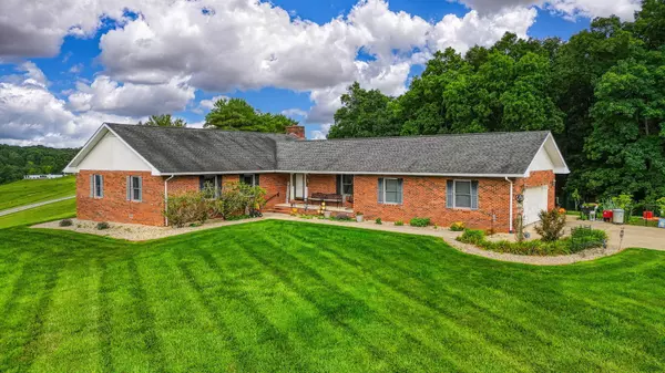 14 Robin Hill Lane, Jackson, OH 45640