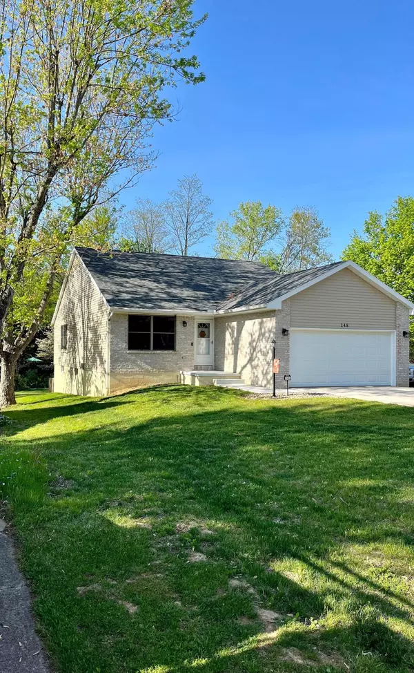 Howard, OH 43028,148 Lakeview Heights Drive