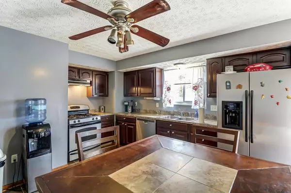 Columbus, OH 43207,1291 Louis Drive