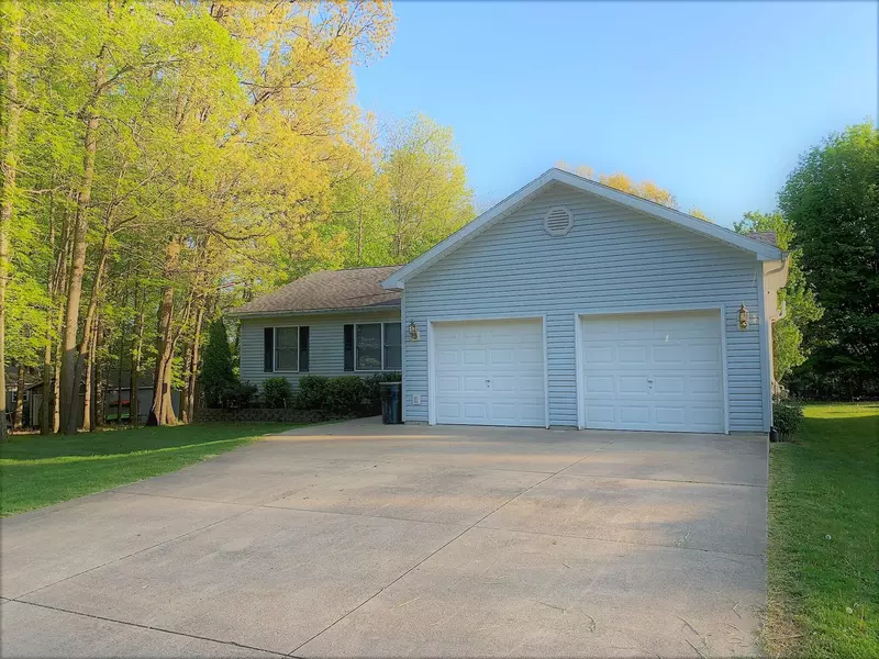 667 Winesap Circle, Howard, OH 43028