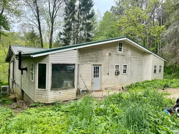 Union Furnace, OH 43158,35619 Vickers Road