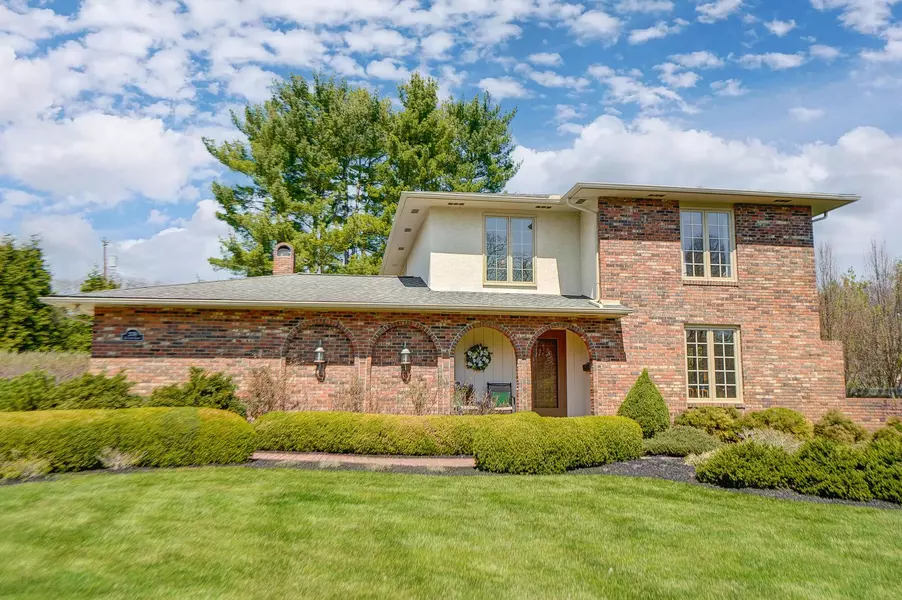 2770 Alliston Court, Upper Arlington, OH 43220