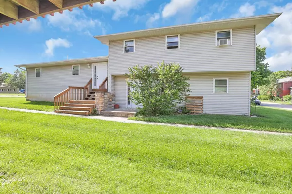 65 W South Street, Lithopolis, OH 43136