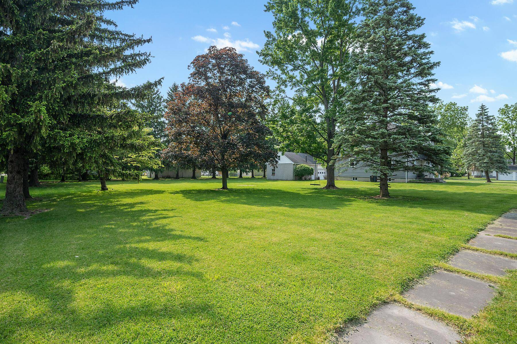 Marion, OH 43302,156 True Avenue