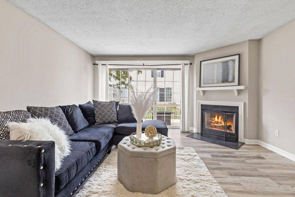 Columbus, OH 43235,2542 Hyacinth Lane #32C