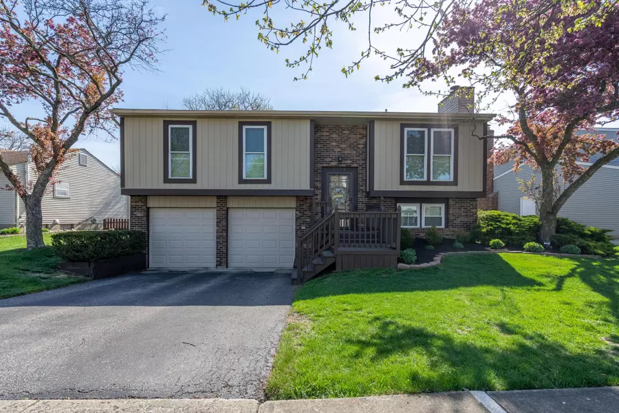 2152 Camelback Drive, Columbus, OH 43228