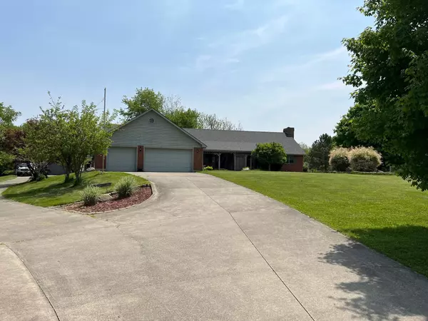 3555 Kiser Lake Road, Saint Paris, OH 43072