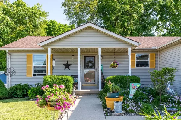 Urbana, OH 43078,996 Old Farm Road