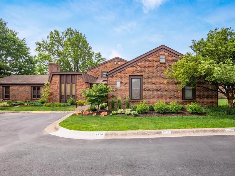 4216 Chaucer Lane, Upper Arlington, OH 43220