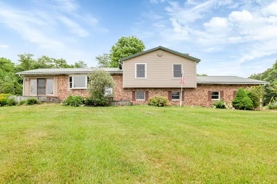 9141 Somerset Road, Thornville, OH 43076