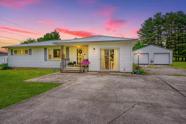 323 Hoffman Lane, Waverly, OH 45690