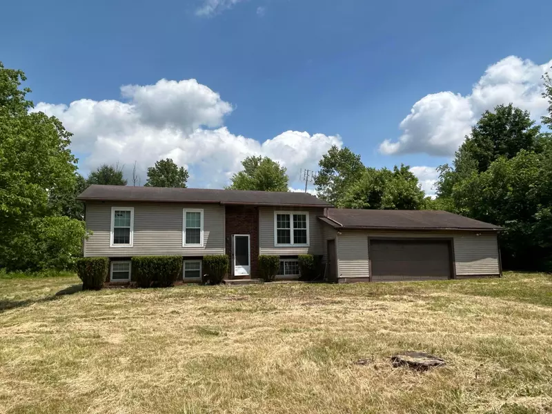 8110 Lake Road, Millersport, OH 43046