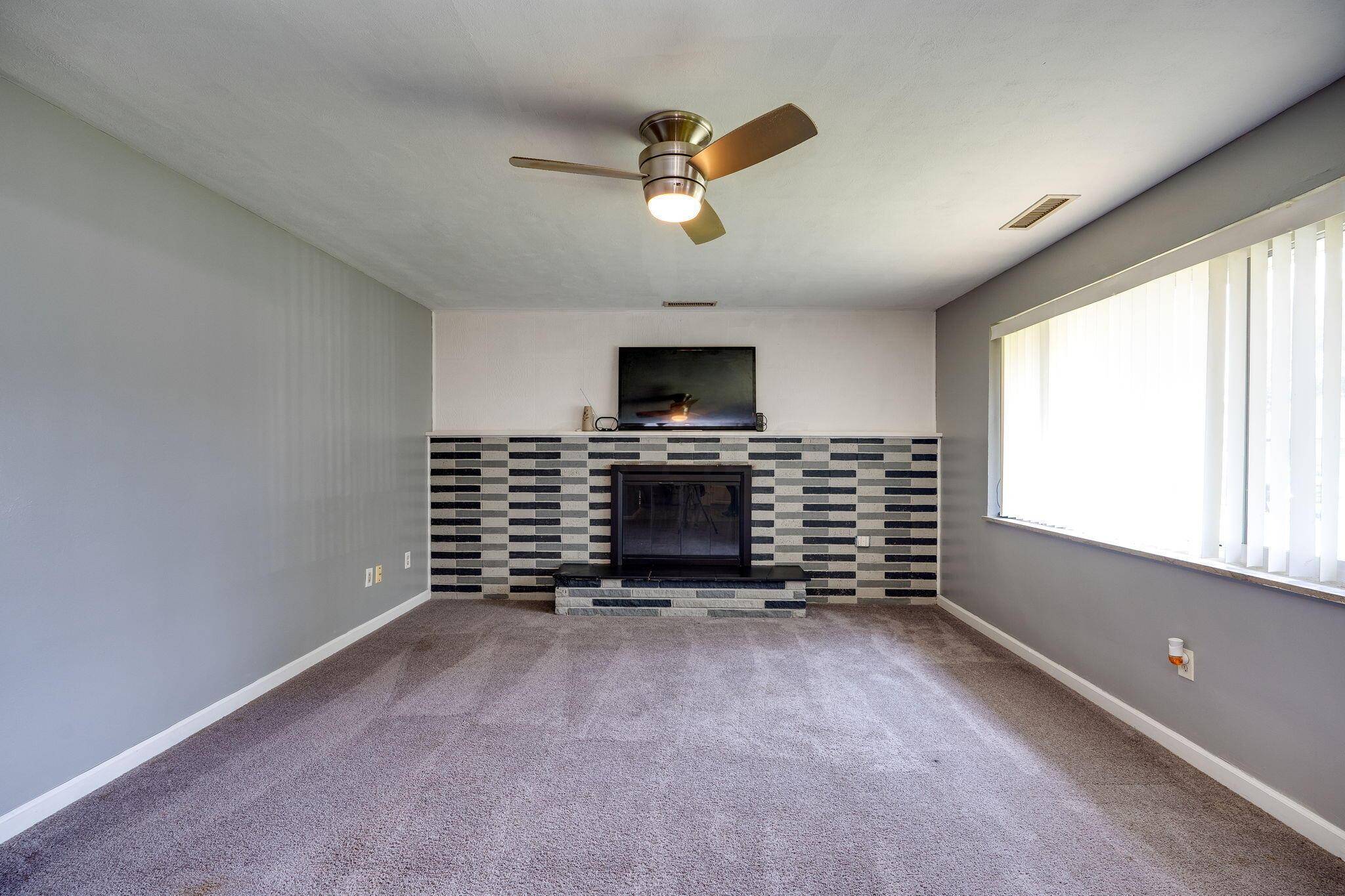 Dayton, OH 45426,17 W Sherry Drive