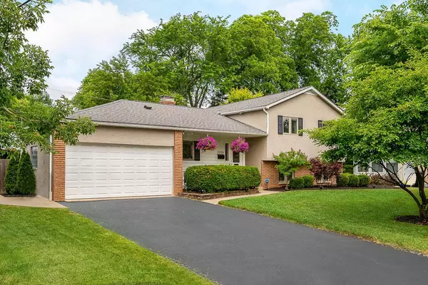 3269 Somerford Road, Upper Arlington, OH 43221